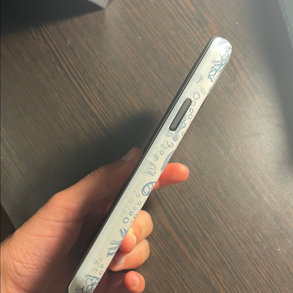 Ocean Patterned Phone Case - Picture 3 of 4